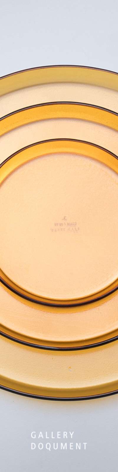 Still Life Shallow Bowl - Pale Amber (M/L)