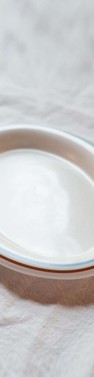 Still Life Natural Plate - Baby Blue Line (M/L)