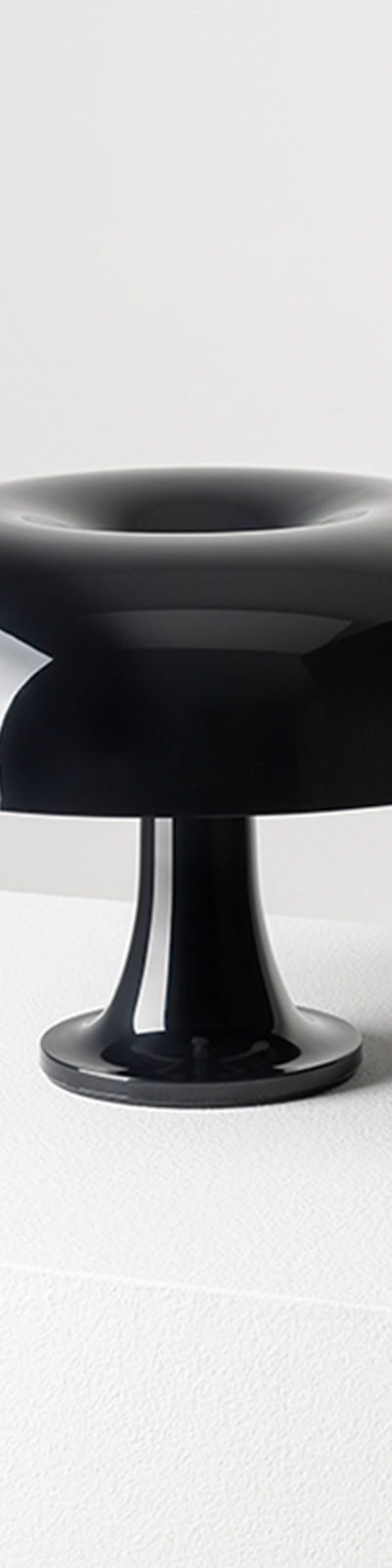 Nesino - Black