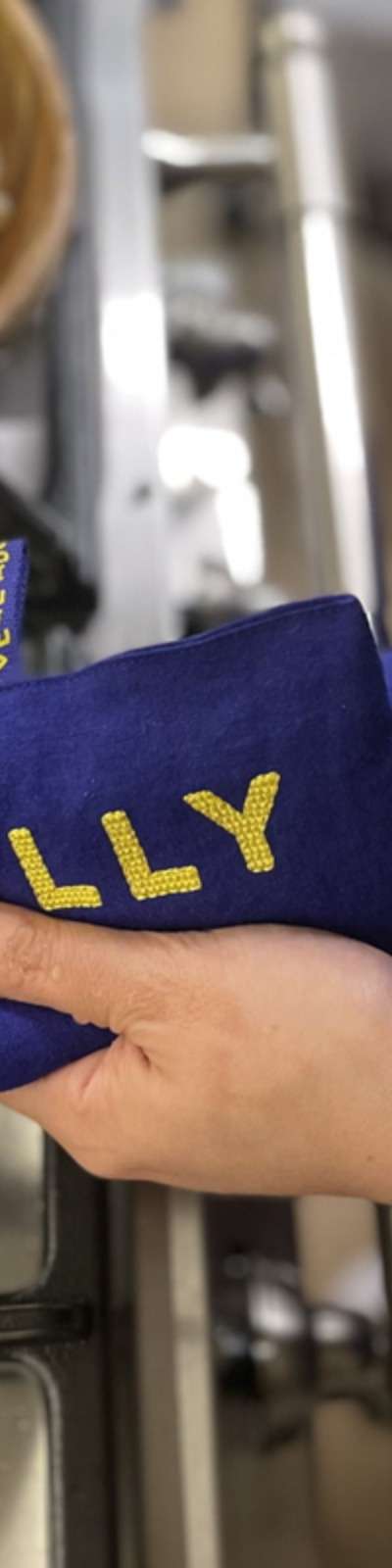 Billy Pot Holder