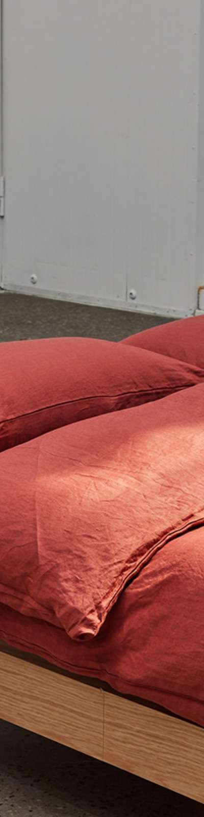 Premium Linen Bedding Set - Brick