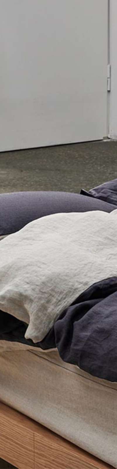 Premium Linen Two-Tone Bedding Set - Greyish Navy + Oatmeal
