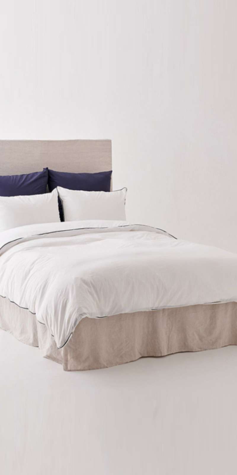 Silky Cotton Harmony Bedding Set - White
