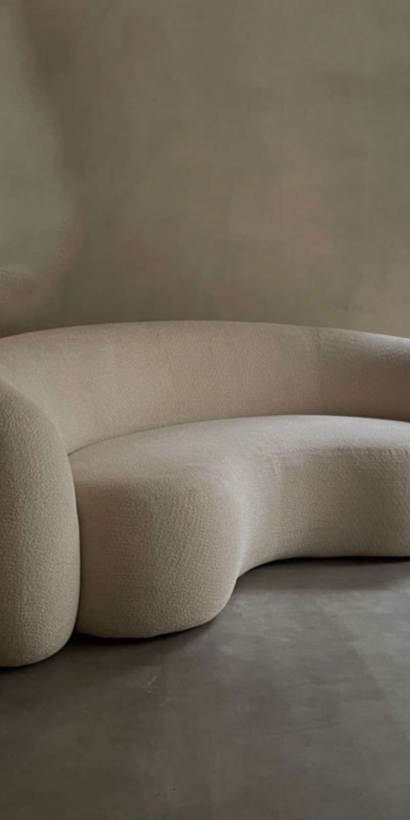 [October 2026 Arrival] Circular Lounge 3-Person Sofa (10 Colors)