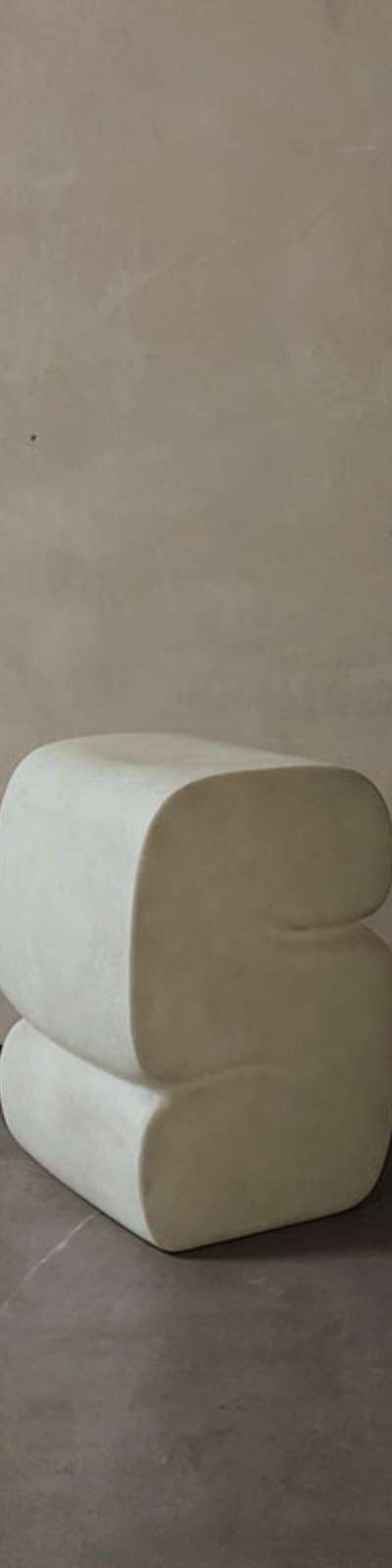 [October 2026 Arrival] Curl Up Stool - White