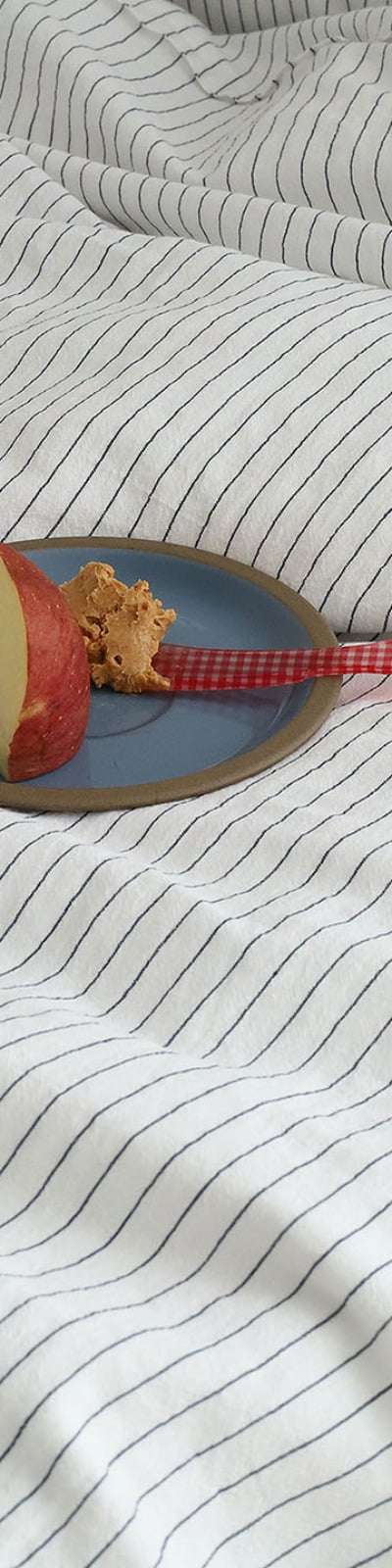 Paper Linen Cotton Stripe Bedding Set - White + Navy