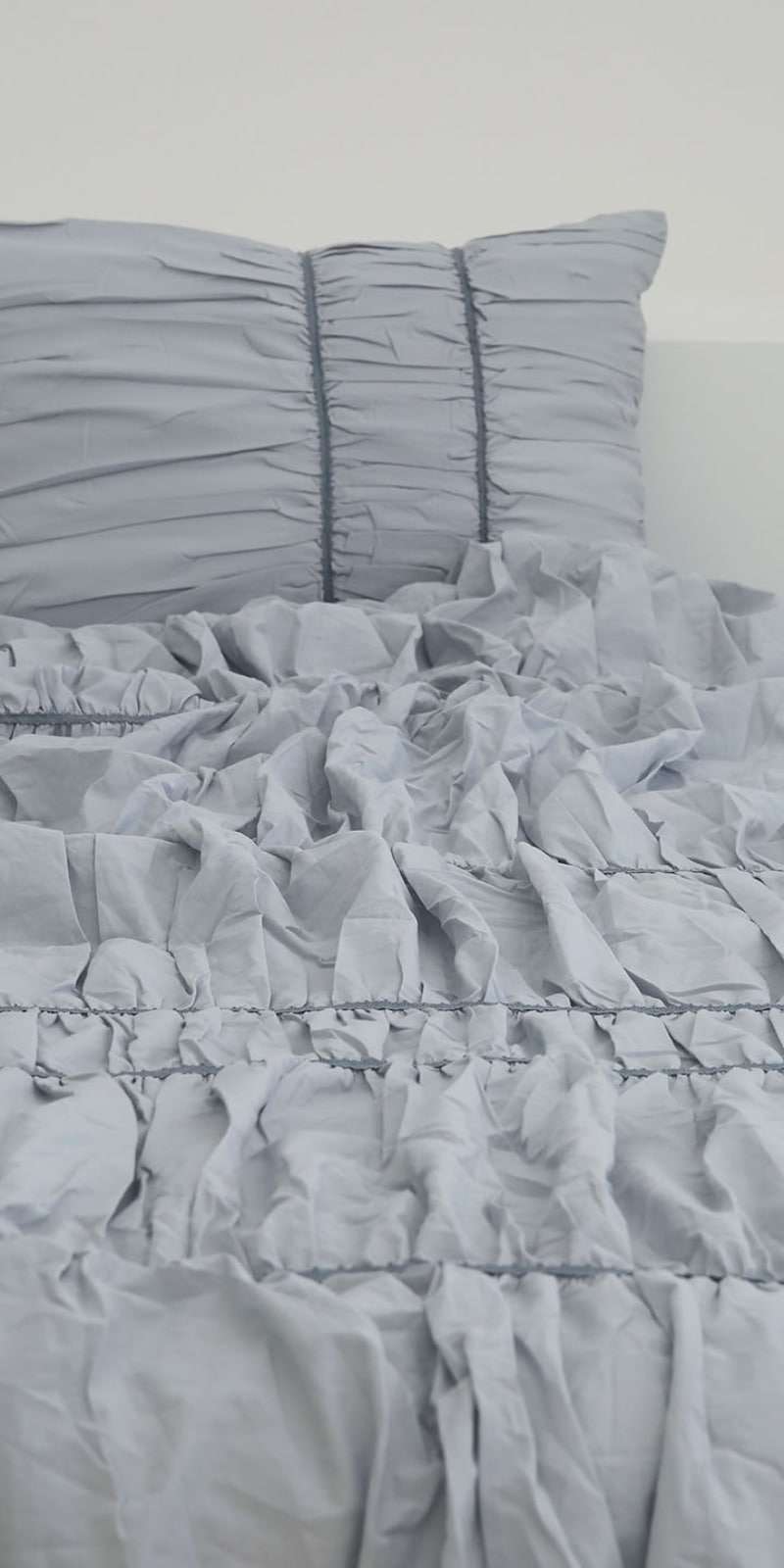 French Shirring Bedspread Blue Gray