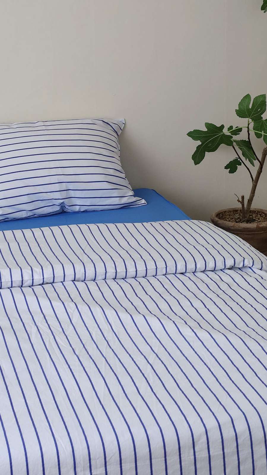 Neo Stripe Bedding - Blue
