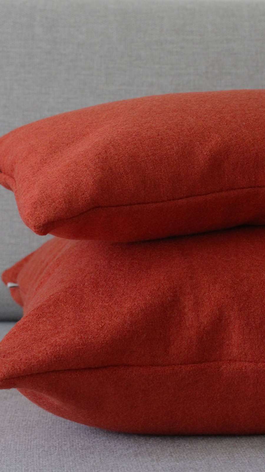 Dew Wool Cushion (Red Orange)