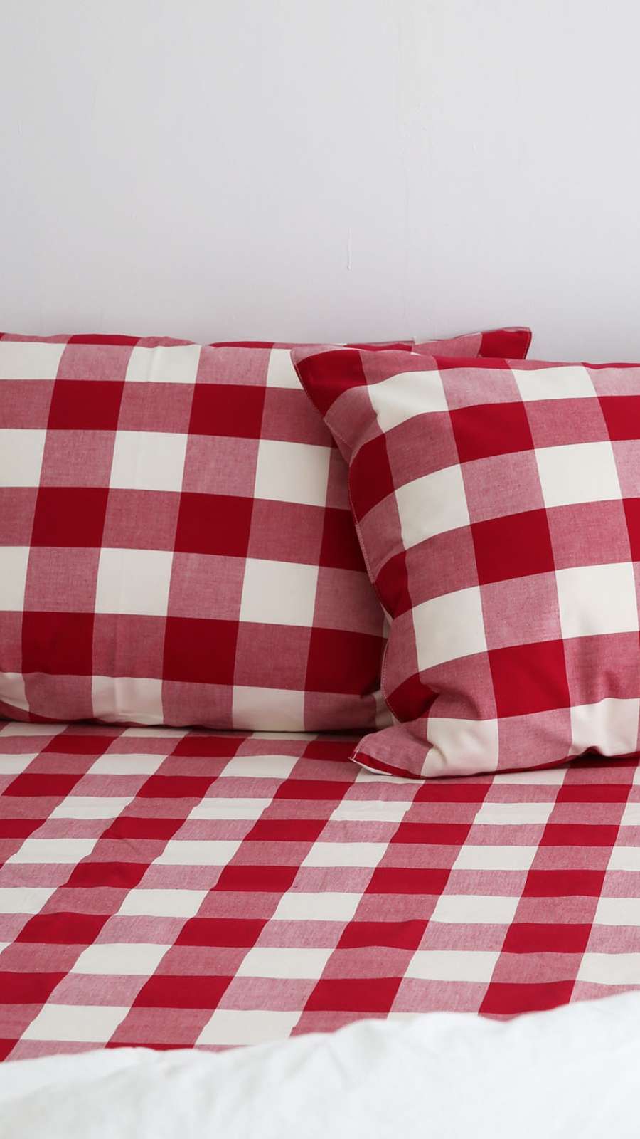 Downy Check Cotton Mattress Cover - Red