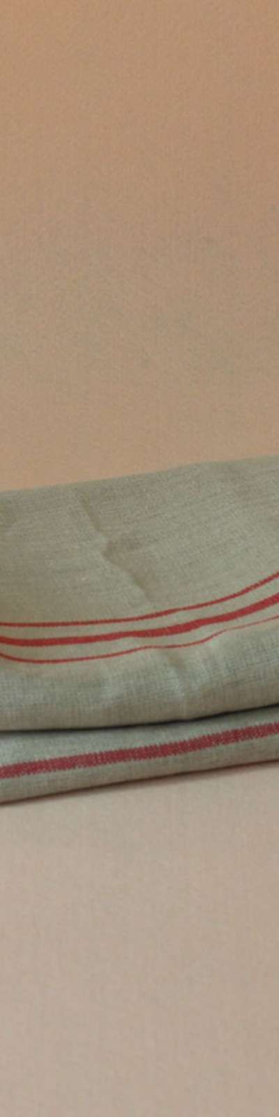 French Linen Mat - Red Stripe