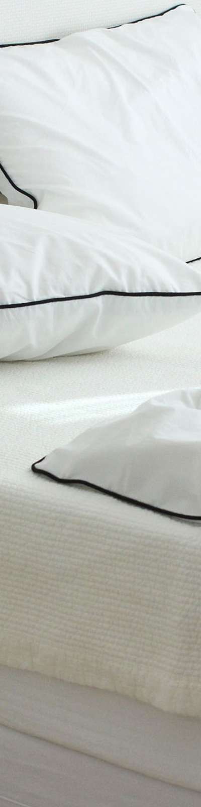 Line Point Bedding Set - Pure White/Black