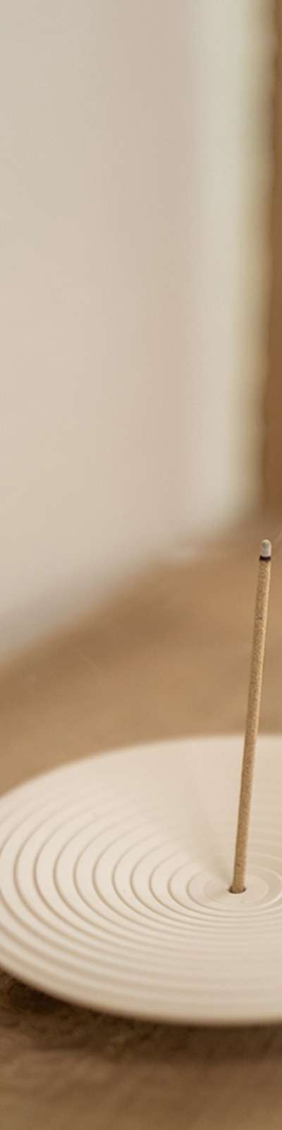 Holly Smoke Incense Holder