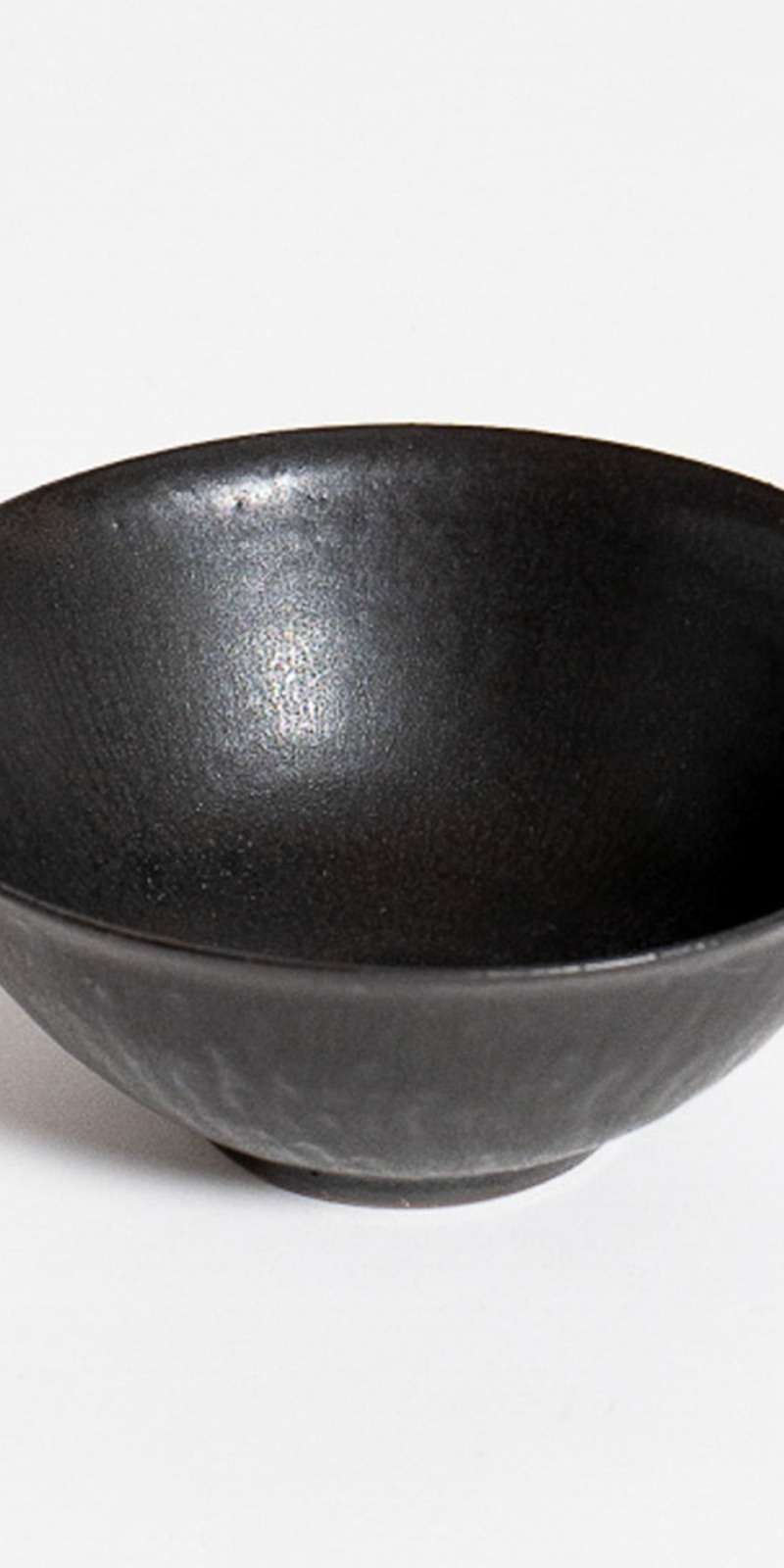 Black Glazed Gongyeong Guk