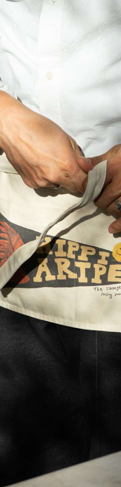 [Chapter One X HIPPI] Hippie Artpiece Apron - Flag