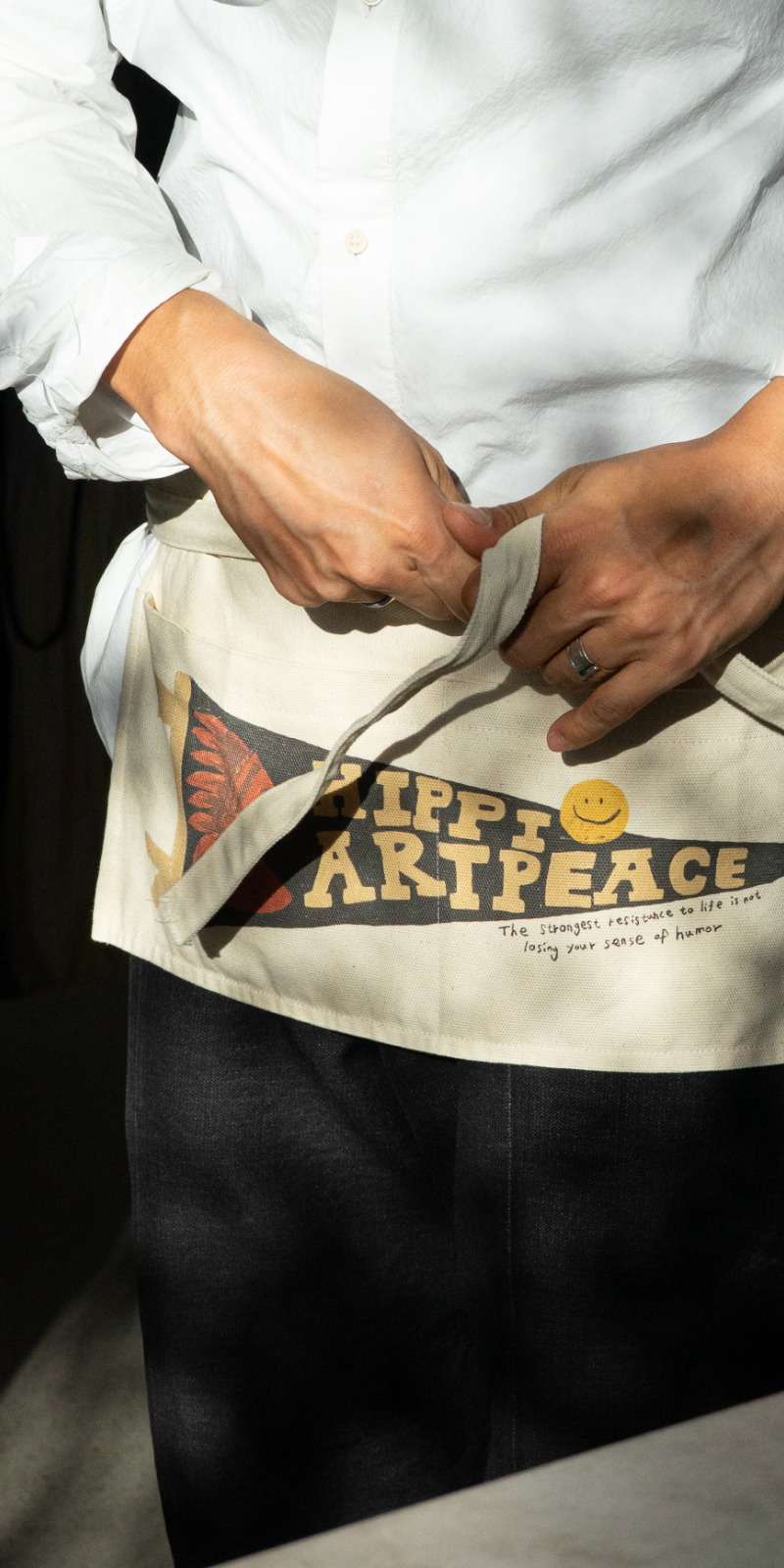 [Chapter One X HIPPI] Hippie Artpiece Apron - Flag
