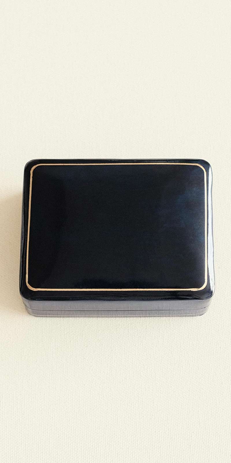 Square Box (2 Colors)