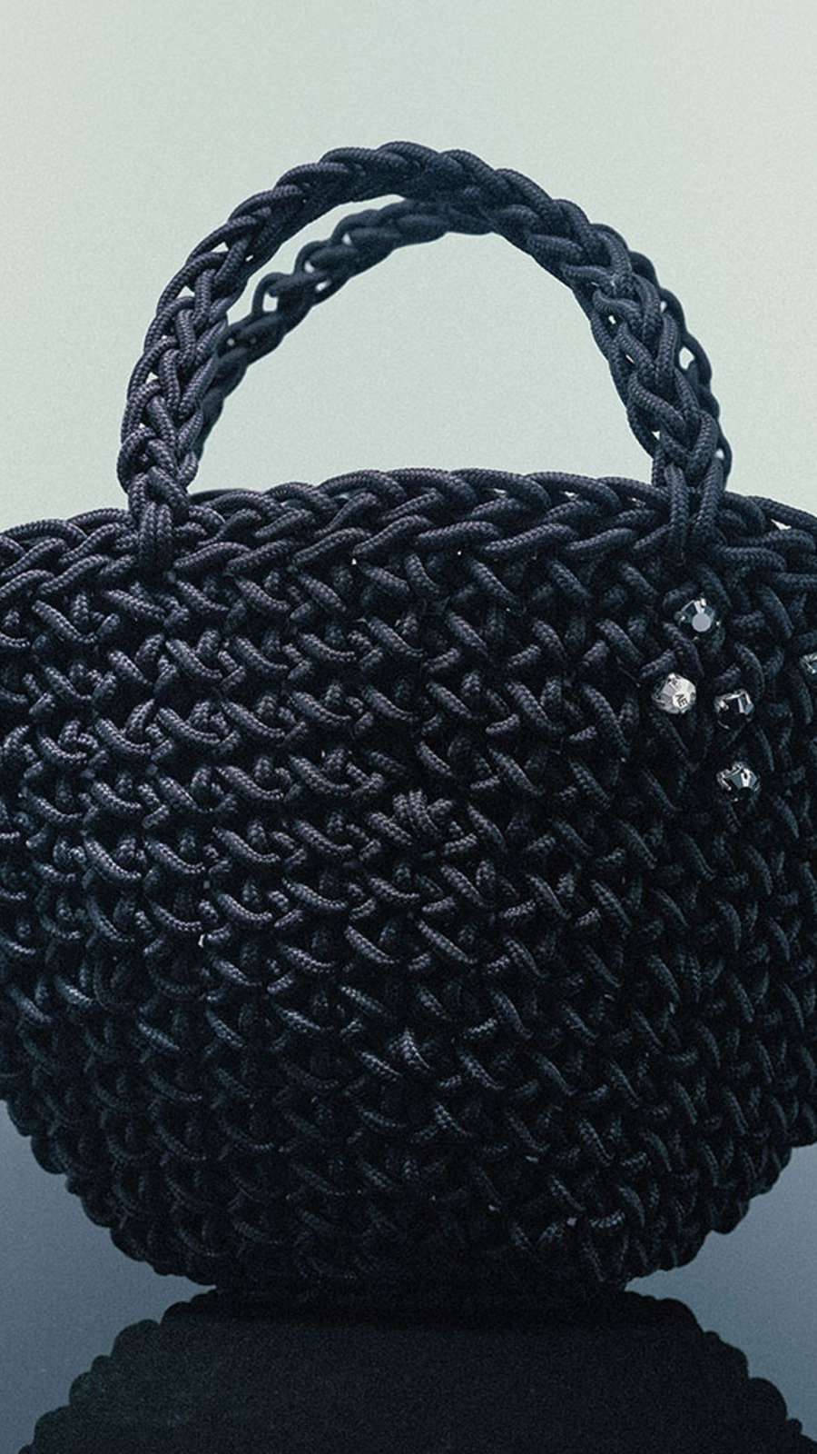 BLACK GEM BASKET TOTE BAG - S