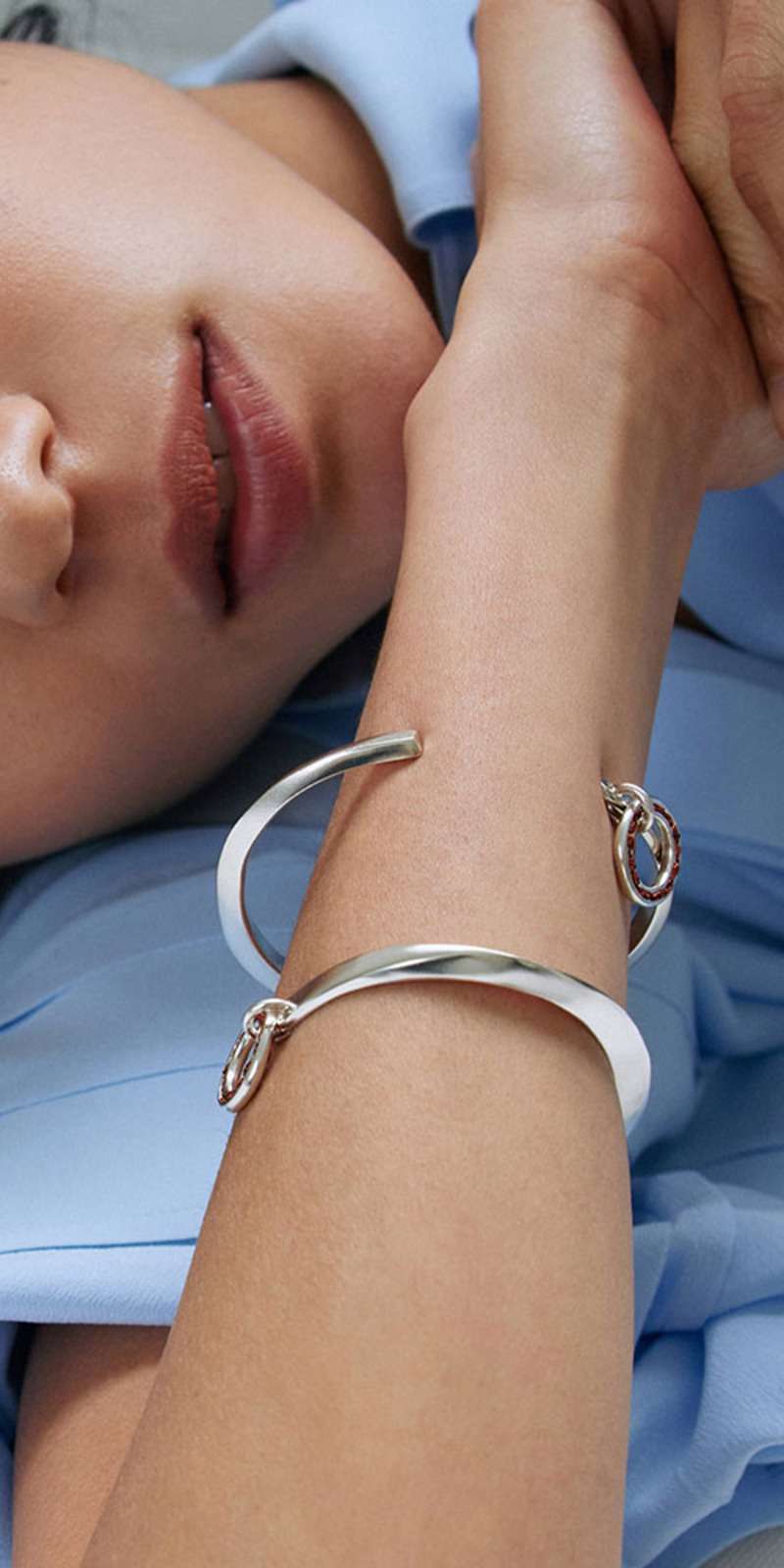 CLASSIC OPEN BANGLE