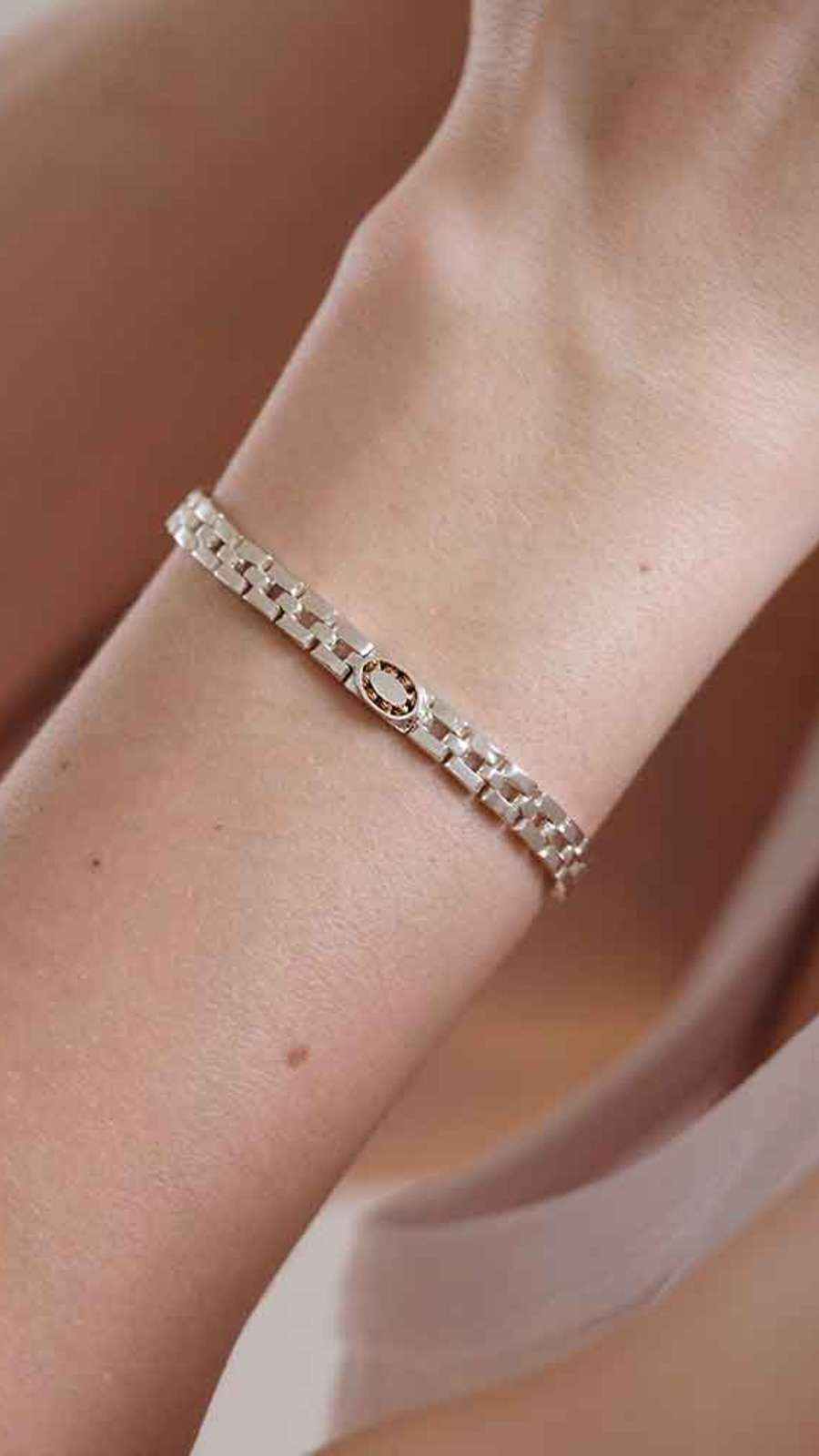 STRAP BRACELET (2 SIZES)