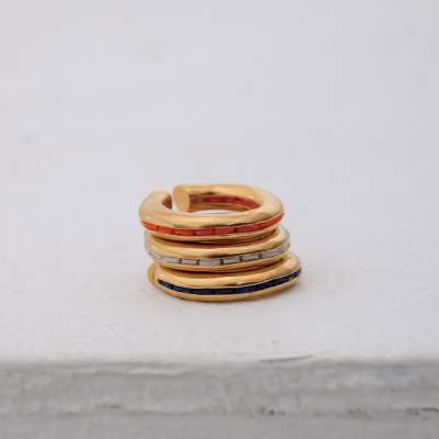 BOLD RING EARCUFF - GOLD