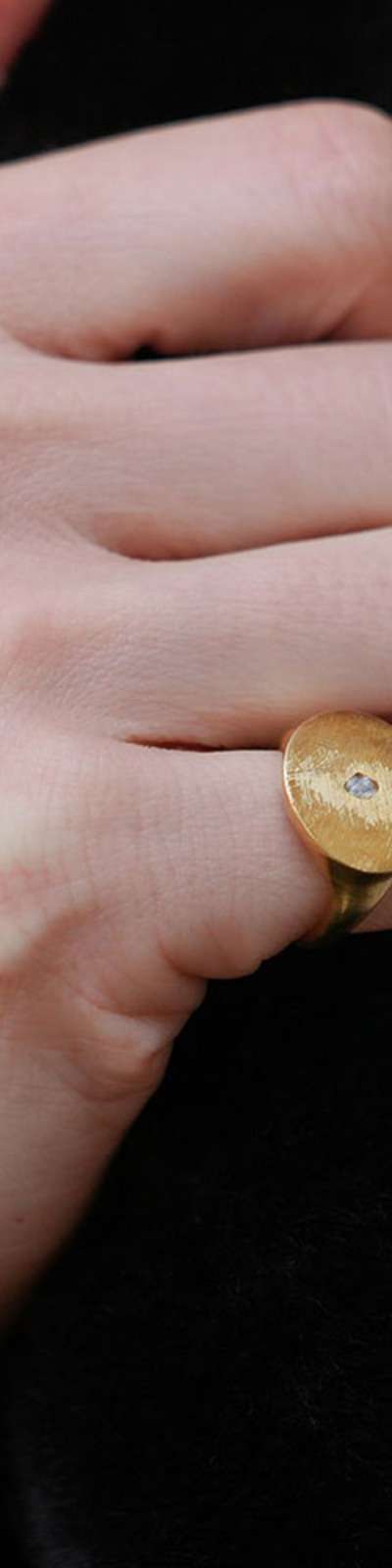 SIGNET RING - GOLD