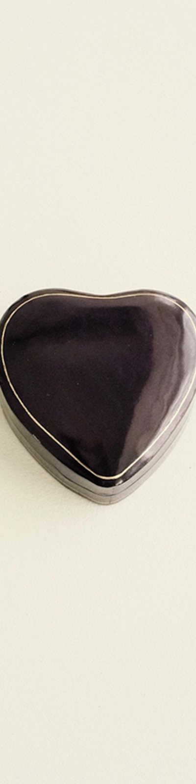 Heart Case M (3 COLORS)