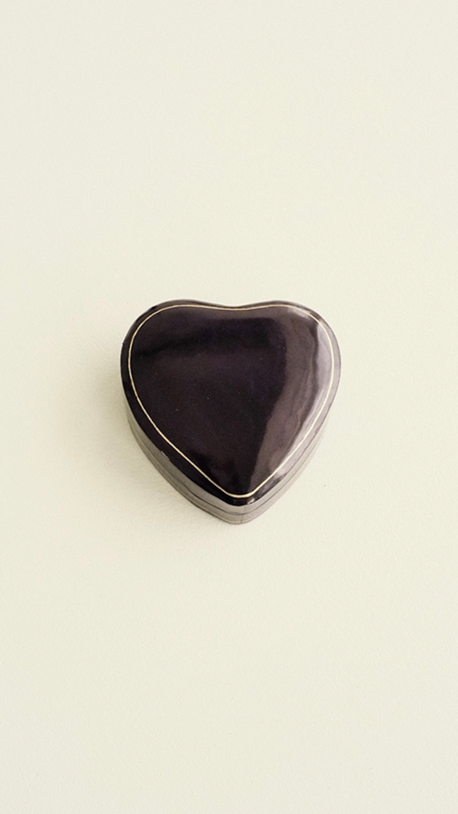 Heart Case M (3 COLORS)
