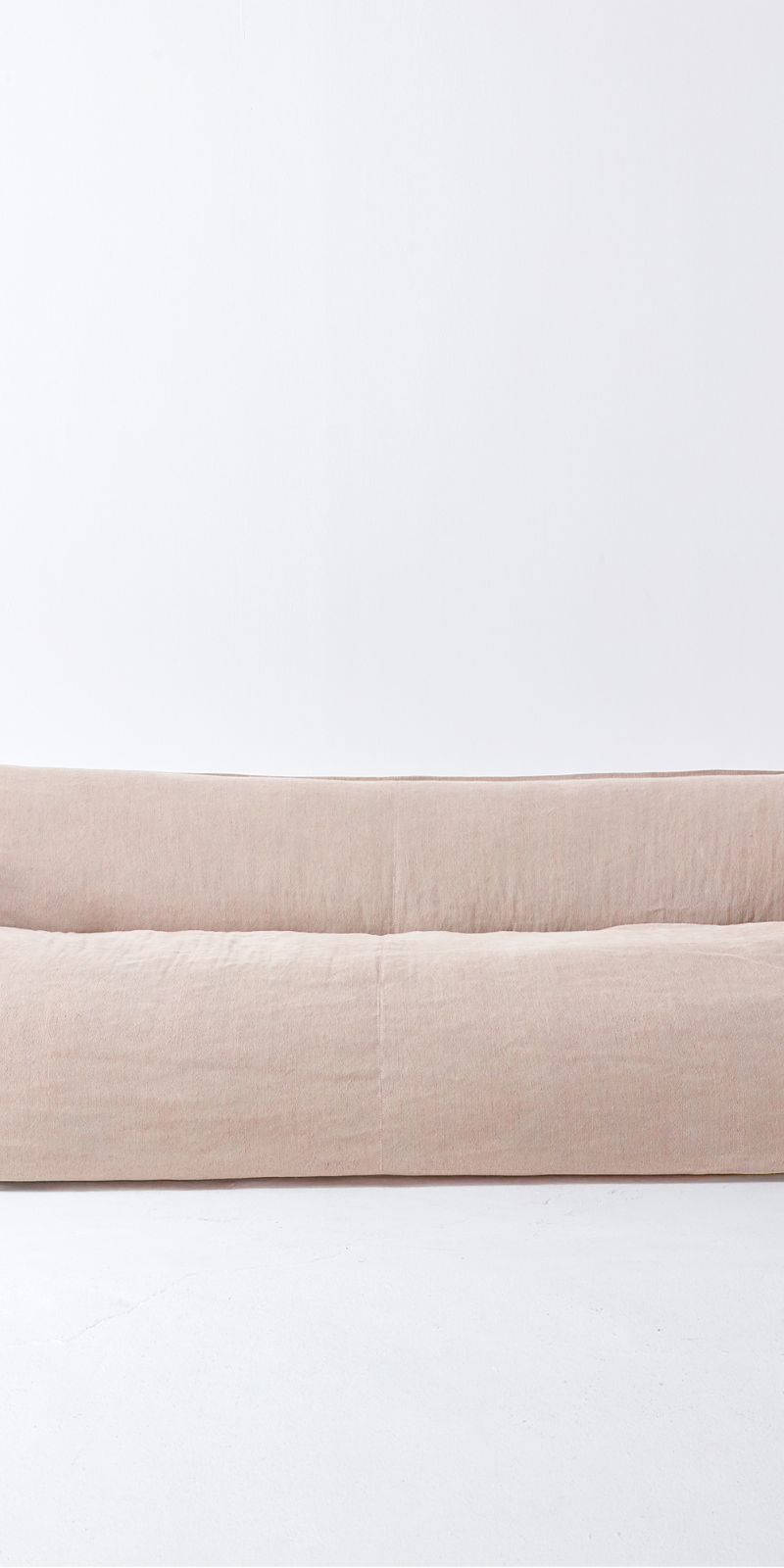 [64th Batch, Expected Arrival End of October 2026] Comfortable Round Sofa - Pink