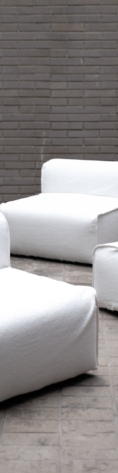 [64th Batch, Expected Arrival End of October 2026] Comfortable Cube Sofa