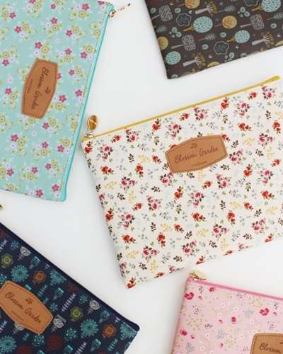 Blossom Garden Pouch L