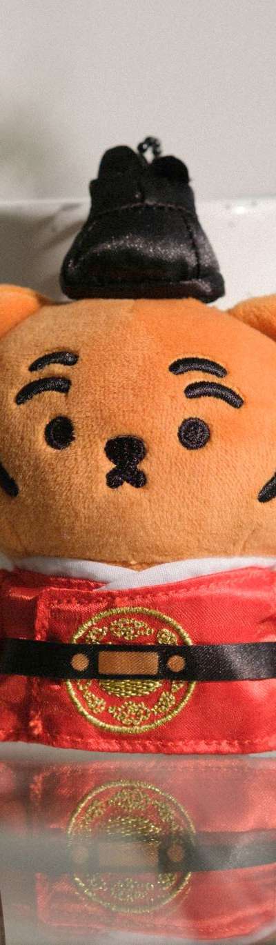 Hanbok Red Tiger King Ddung Rang-i Plush Keyring