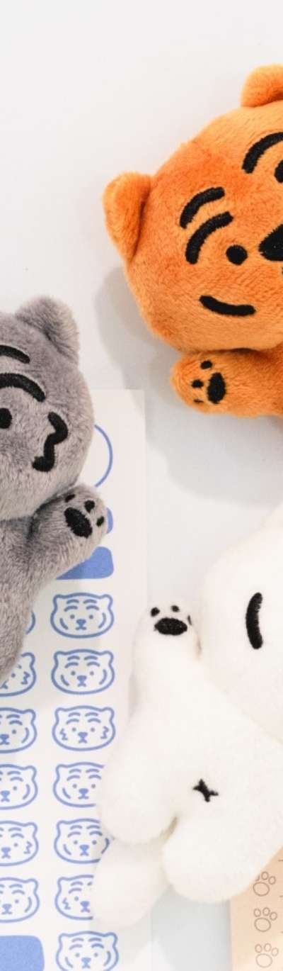 Muziktiger Hug Me Magnet Plushie - 3 Types