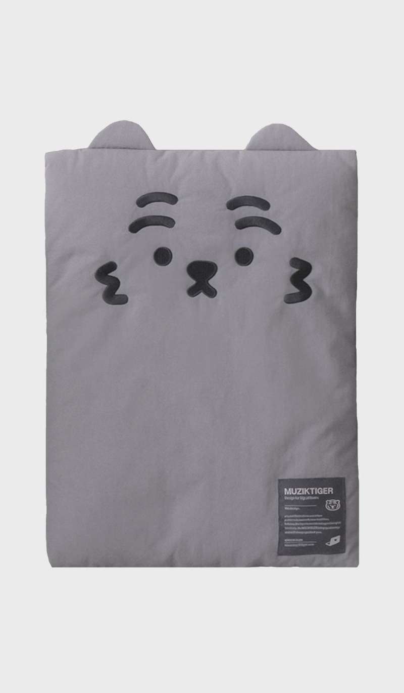Ttungrangi Slim Notebook Pouch Black Tiger