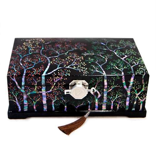 Premium Mother-of-Pearl Lacquerware Two-Tier Jewelry Box, Four Seasons Autumn, Black Lacquer - Jang Chun-cheol