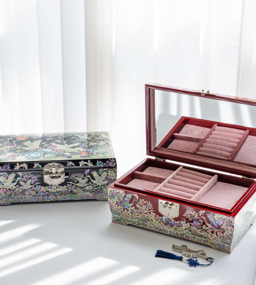 Pine and Crane Mother-of-Pearl Jewelry Box (2-Tier, Large, Black) - Artist Jang Tae-bok
