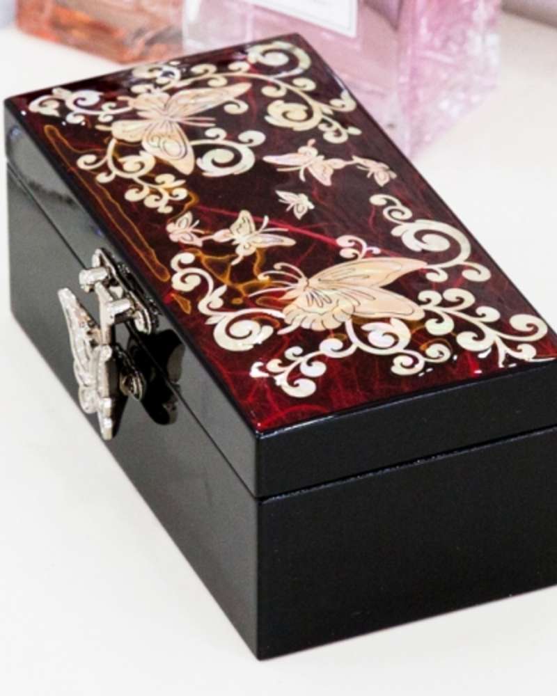 [Butterfly] Ring Roll Jewelry Box (Red, Blue, Purple)