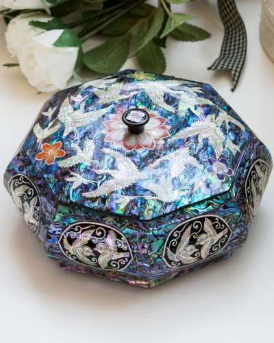 蓮花と鶴 青磁蓋付き八角多用途入れ(キャンディボール)-パク・インホ作品