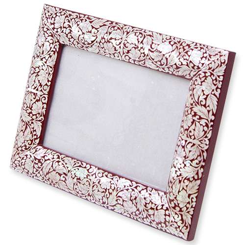 Dancho Mother-of-Pearl Photo Frame (Red)