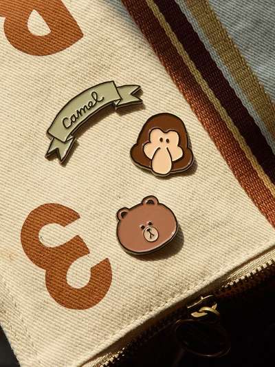 Camel x LINE Friends Metal Pin Badge Set