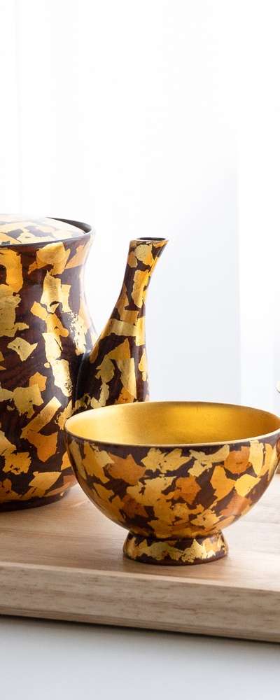 Premium Domestic Lacquerware Teapot Set with Gold Leaf Details, 2-Person Traditional Tea Service Set