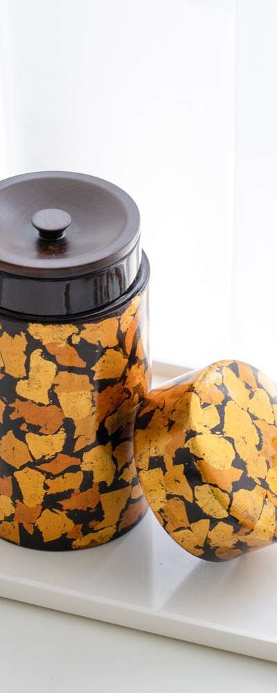 Premium Domestic Lacquerware Gold-Inlaid Tea Container with Pu-erh Tea Storage Jar