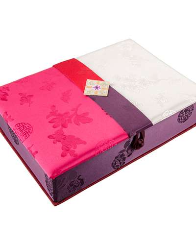 Silk Aegyo Wedding Gift Box with Flower Embroidery (Deep Pink)