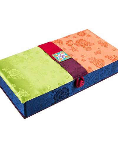 Silk Cash Gift Box (Flower Embroidery, Pale Green)