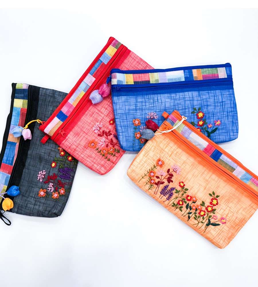 Ramie Embroidered Pouch