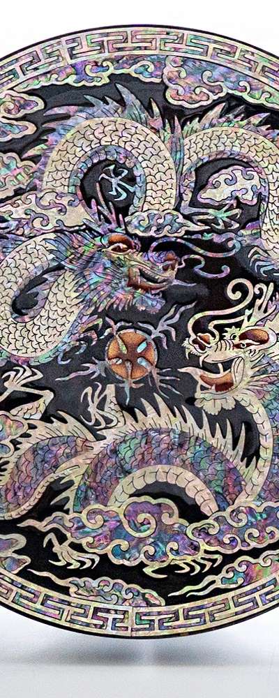Najonchilgi Ten Symbols of Longevity Decorative Mother-of-Pearl Tray with Dragon Motif 25cm by Kim Gil-su