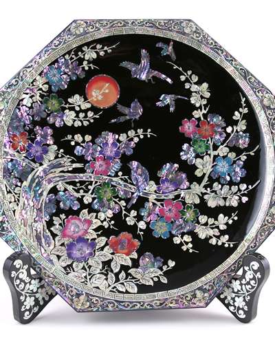 Plum Blossom Octagonal Tray - Yoo Chang-geun Artwork