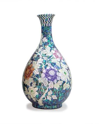 Premium Mother-of-Pearl Lacquerware Celadon Ewer - Work by Park In-ho