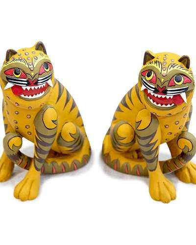 Traditional Woodcraft Minhwa Tiger Ornament