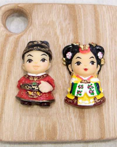 Traditional Doll Magnet Set (Joseon Dynasty Casual Wear)